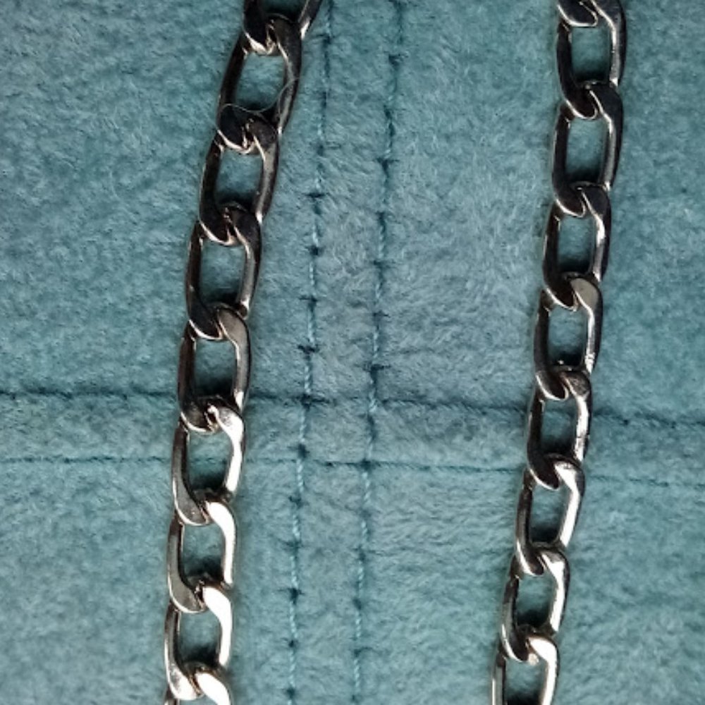 Etc! Simple Silver Chain - Picture 2 of 2